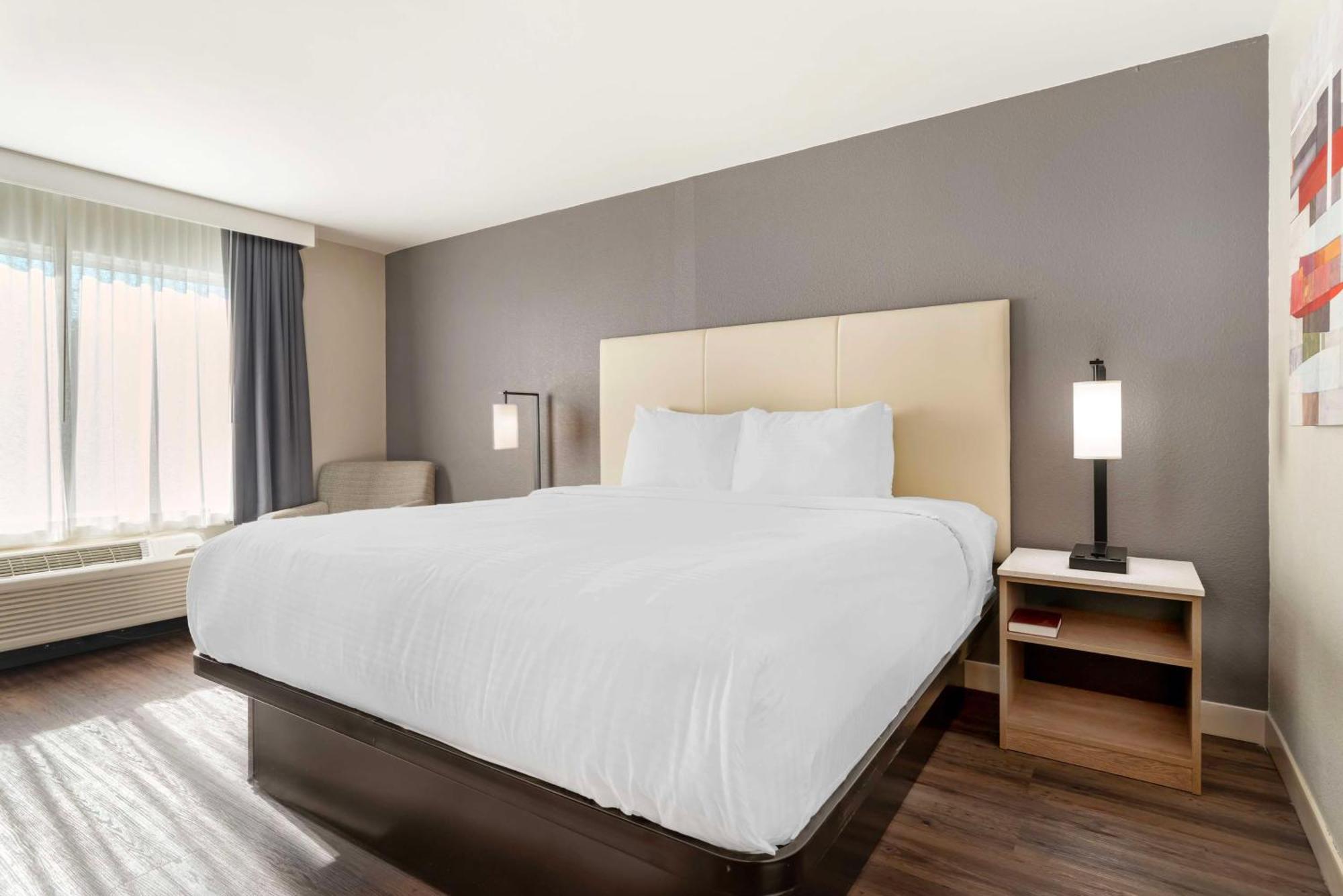 Best Western Plus Rancho Cordova Inn Экстерьер фото