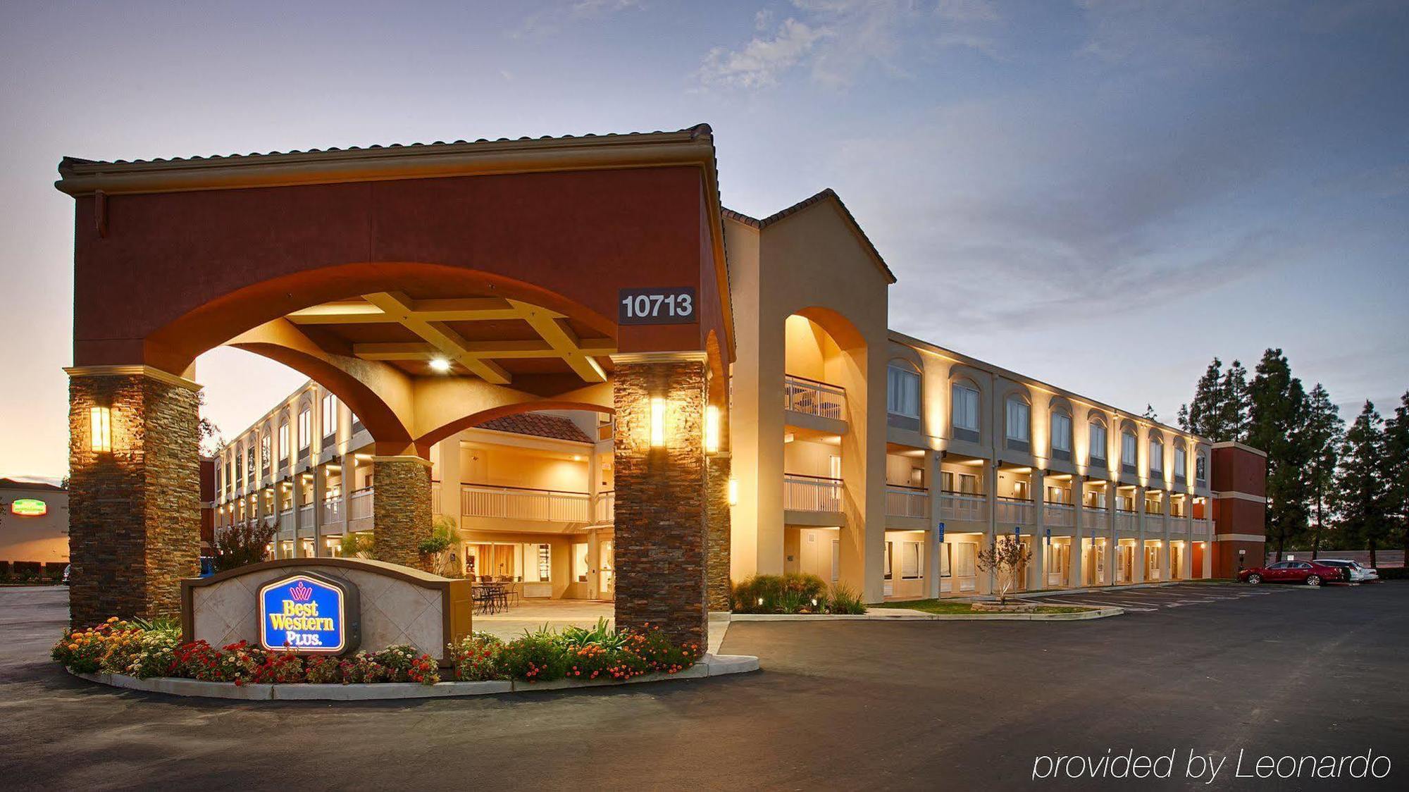 Best Western Plus Rancho Cordova Inn Экстерьер фото